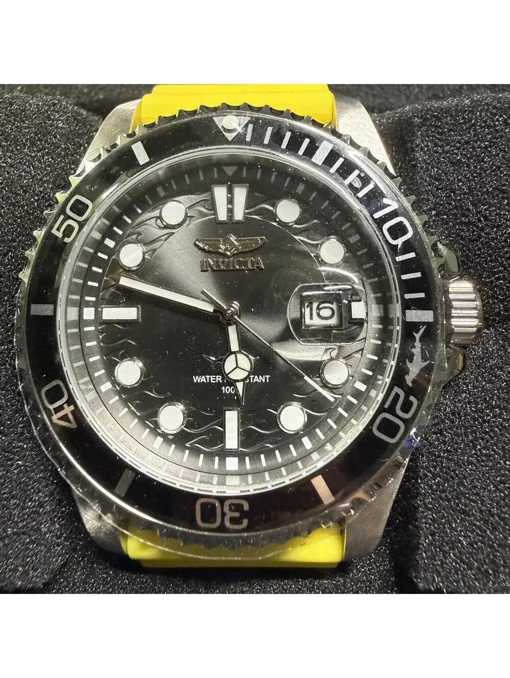 Invicta Pro Diver Shark Mens Watch - 43mm, Yellow 47163